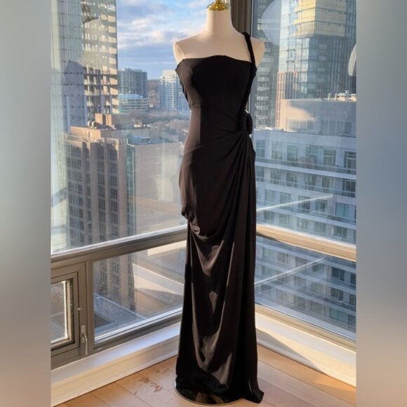 🆕 SIMKHAI 🧿 NWOT Sone Twisted One Shoulder Gown, Silver Ring, Black - Sz US 6 - Picture 9 of 16